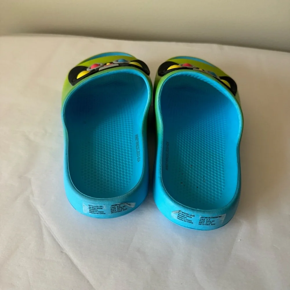 Little Boys Size 2 / 3 Gamer Sandals Slides